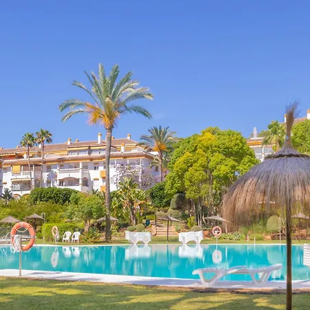 Dama De Noche Lll - Puerto Banus Marbella