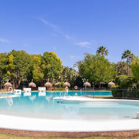 Dama De Noche Lll - Puerto Banus 마르베야