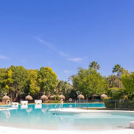 Dama De Noche Lll - Puerto Banus * 마르베야