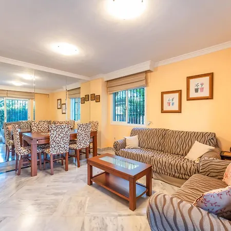 Dama De Noche Lll - Puerto Banus *