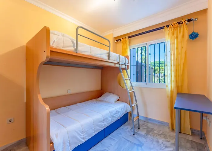 Dama De Noche Lll - Puerto Banus *