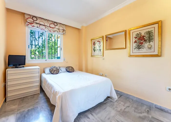 Dama De Noche Lll - Puerto Banus Marbella