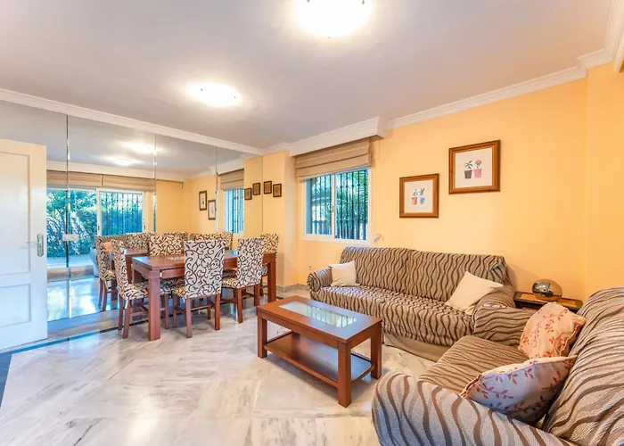 Dama De Noche Lll - Puerto Banus *