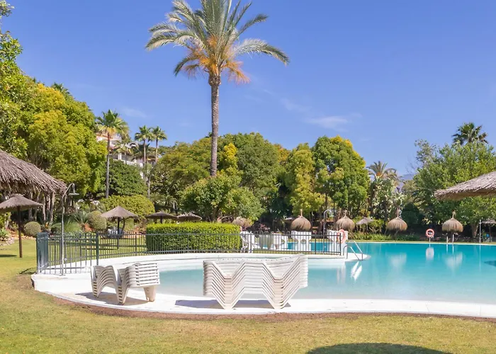 Dama De Noche Lll - Puerto Banus *