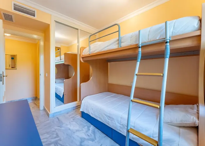 Dama De Noche Lll - Puerto Banus *